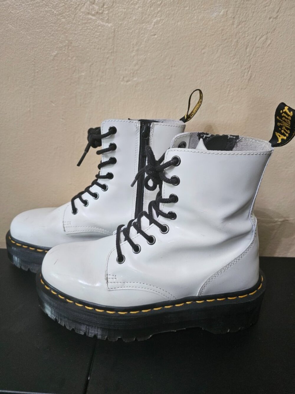 Dr. Martens - Jadon Boot Smooth Leather Platforms Size 6